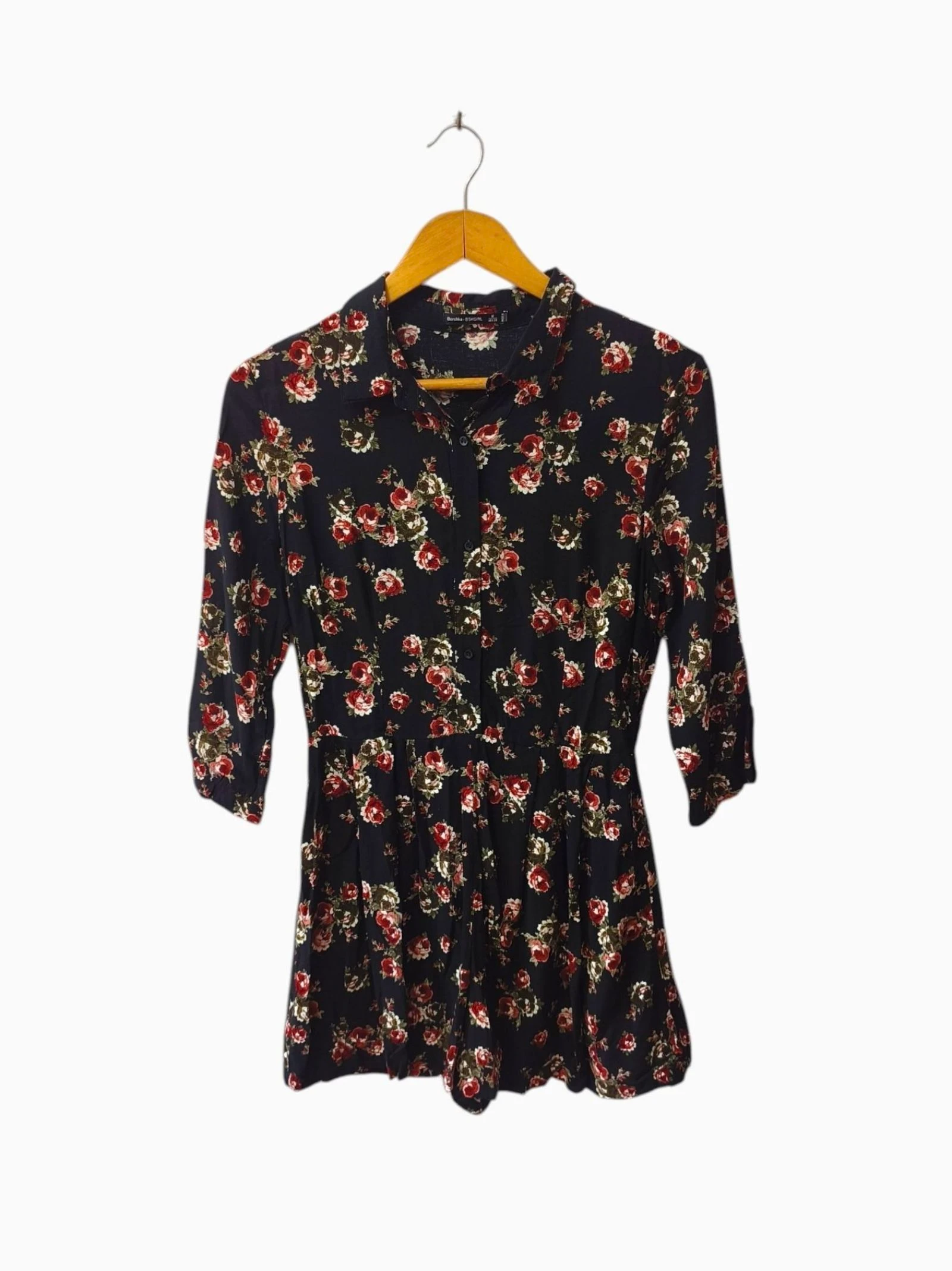 Mono corto floreado negro Bershka mujer Talla M